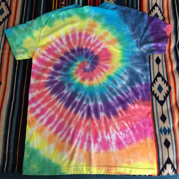 FREE w/purchase Homemade tie-dye - Picture 3 of 3